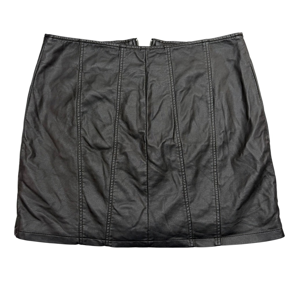 Free People Mini Skirt Womens 8 Black Faux Leather Front Zip Paneled Seam